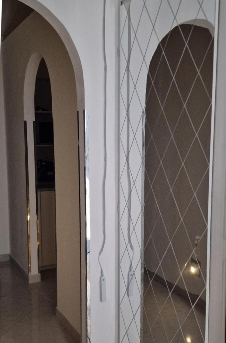 Ferienwohnung Cinzia'S House Of Mirrors Pisa Exterior foto
